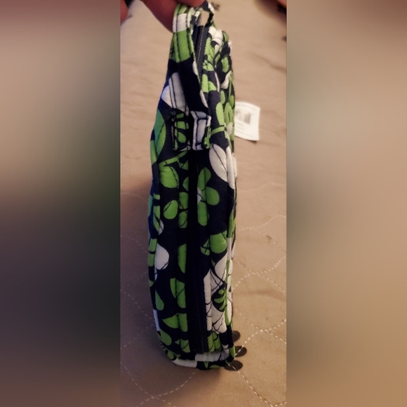 Vera Bradley Lucky You Black Floral Women's Cosmetics Travel Bag. NWT - Picture 9 of 10